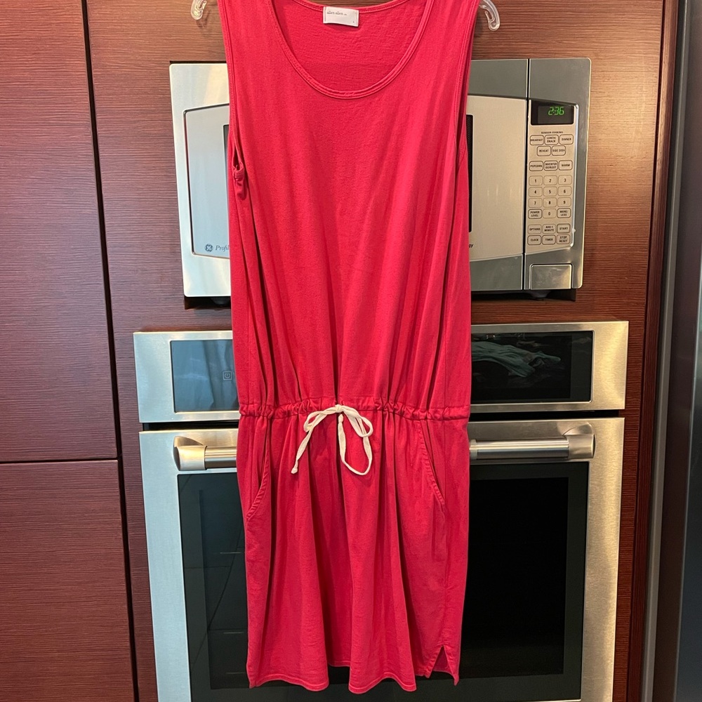 Dress with draw string